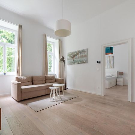 Cozy Apartment In The Charming Cottage Quarter Wenen Buitenkant foto